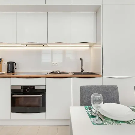 Nowoczesne W Gdyni Z Pieknym Widokiem I Parkingiem By Renters * גדינייה