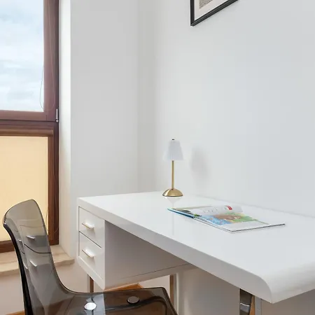 Nowoczesne W Gdyni Z Pieknym Widokiem I Parkingiem By Renters Appartement Gdynia