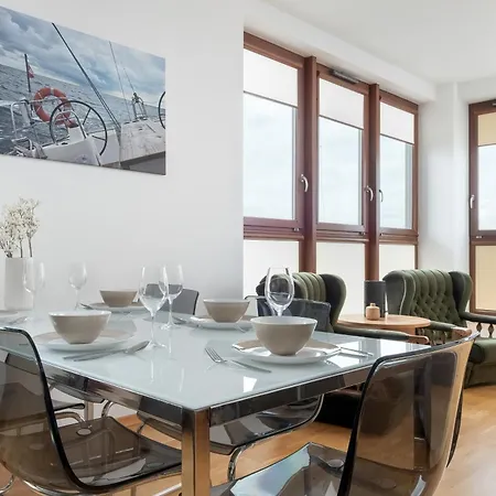 Nowoczesne W Gdyni Z Pieknym Widokiem I Parkingiem By Renters Appartement *