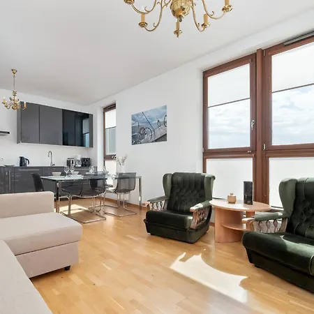 Nowoczesne W Gdyni Z Pieknym Widokiem I Parkingiem By Renters גדינייה