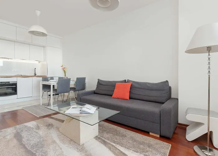 Sea Towers Nowoczesne W Gdyni Z Pieknym Widokiem I Parkingiem By Renters Apartamento